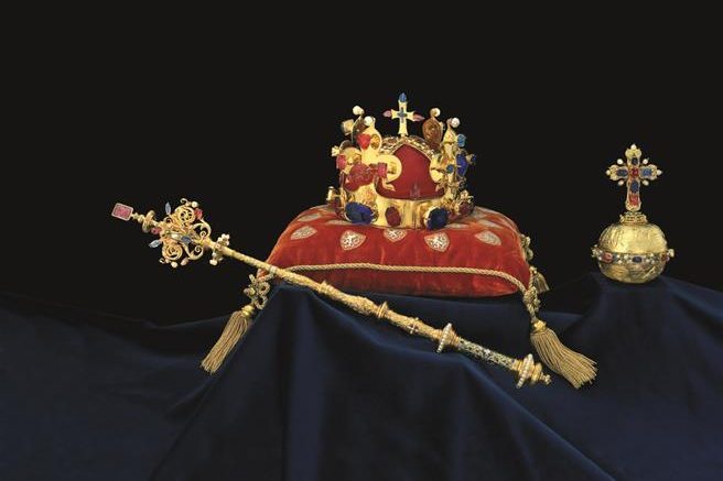 Королевские регалии